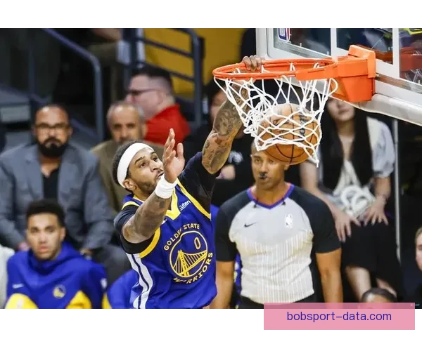 佩顿二世回忆与纳吉冲突首次扯头带及场上不必要动作分析