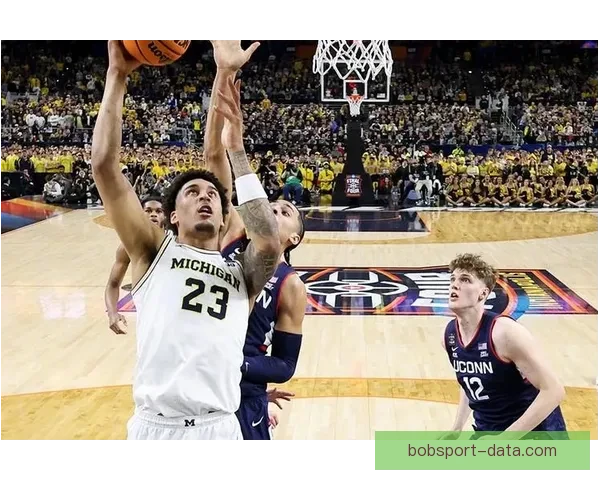 康大迎战密歇根大学争夺NCAA历史第二冠 四年三冠梦圆决赛舞台