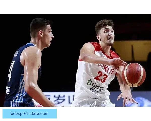 申京轰36分14板7助3断3帽创造NBA历史首人纪录