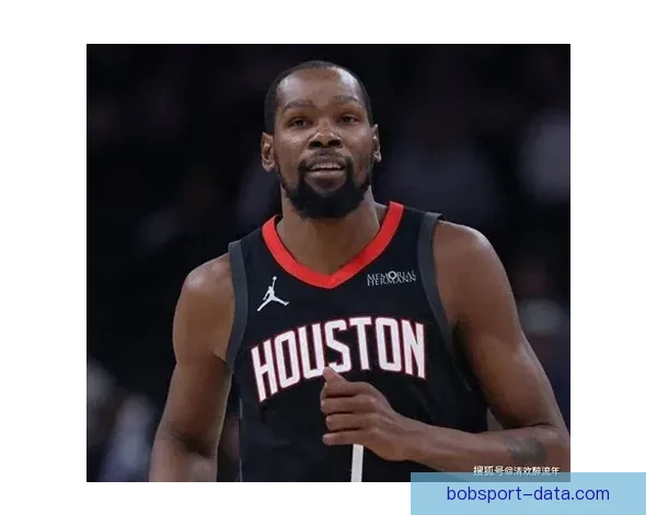 乌度卡称申京甘愿牺牲个人得分 杜兰特掌握破解包夹新技巧